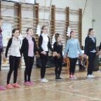 100_4141_posedenie_pri_stromceku.JPG